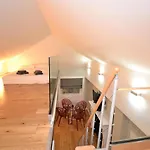 Loft Piccadilly Circle Apartment