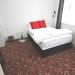 Old Friends Guesthouse