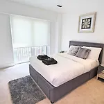 High-End Vauxhall Apartments