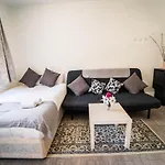 Studio Flat On Brick Lane Near Shoreditch London