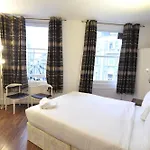 St.George\'S Apartments