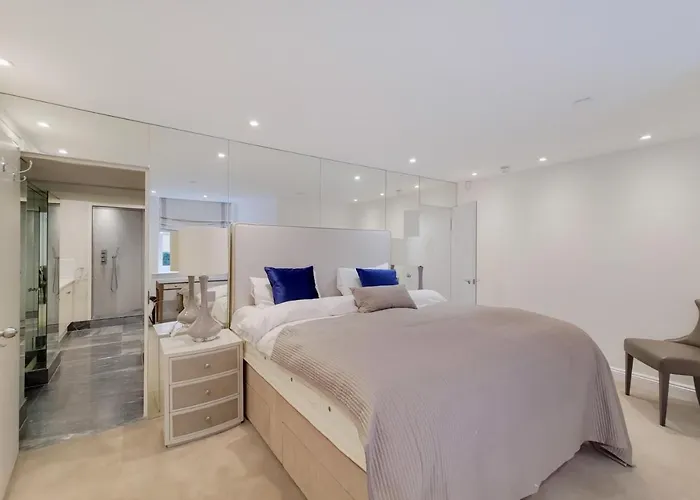 Sir Hans Sloane Apartments