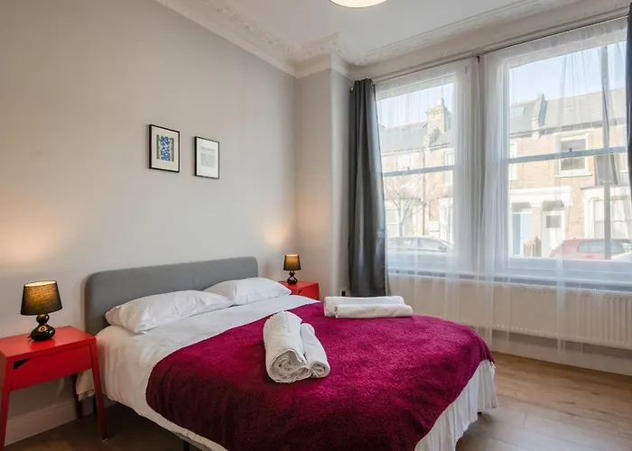 Comfortable Flat In Hammersmith