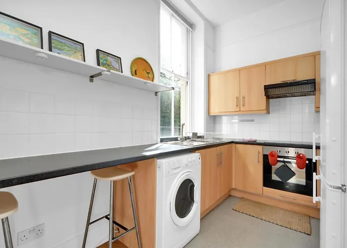 Bedford Place Hostels
