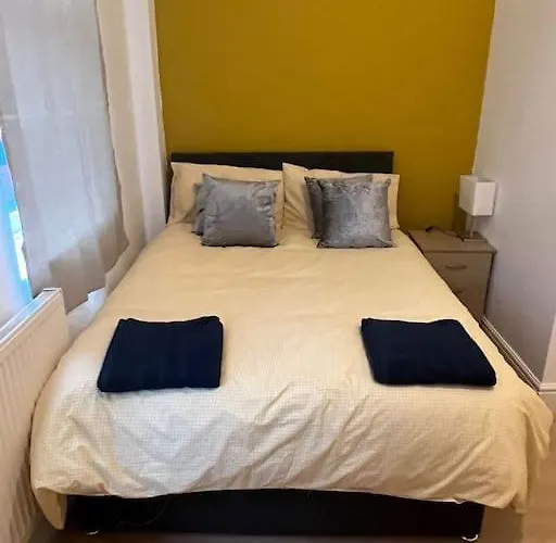 001- Lovely 3-Bedroom Very Close To Oxford Street