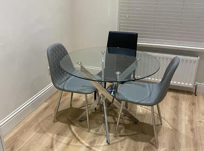 Stunning 1-Bed Apartment In London