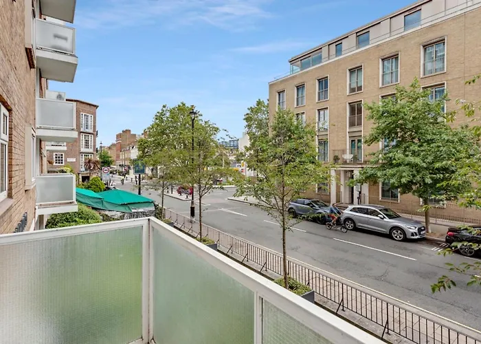Belgravia Apartment 8