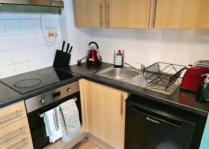 Elegant 1-Bedroom Apartment In Camden Town