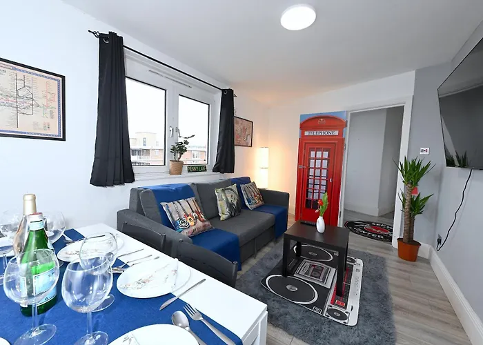 Superb 4 Bedroom Flat In The Heart Of Camden Town