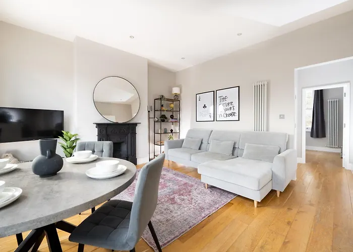 Stylish & Modern London Apartment In Honor Oak