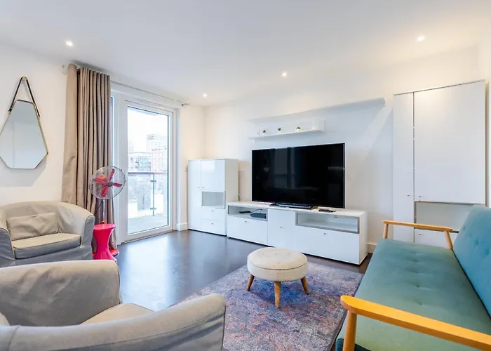 Dreamwise Apartment
