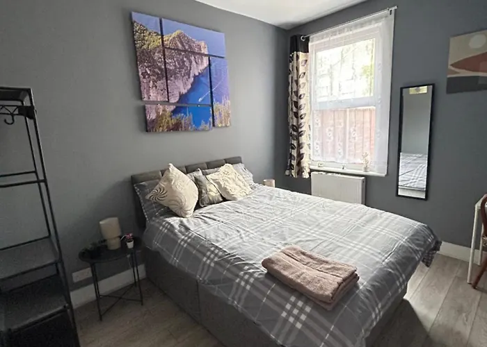 Hatton Homes: Tottenham