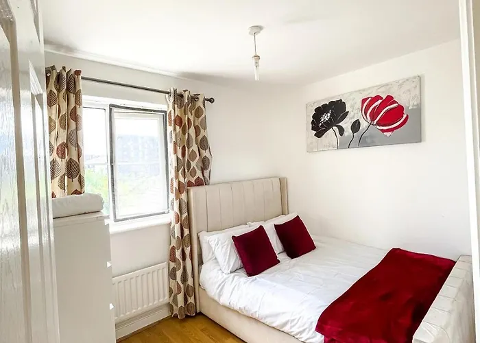 Barking Leisure And Contractor Stays
