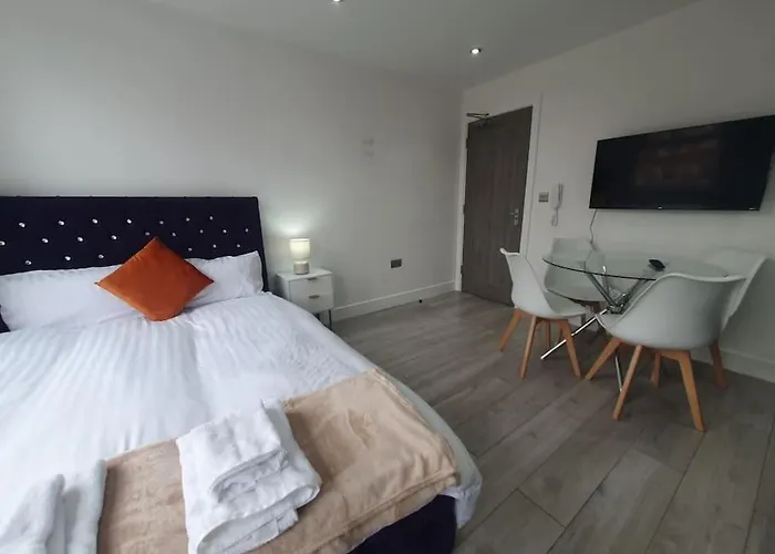 Central Studio Apartment London 5