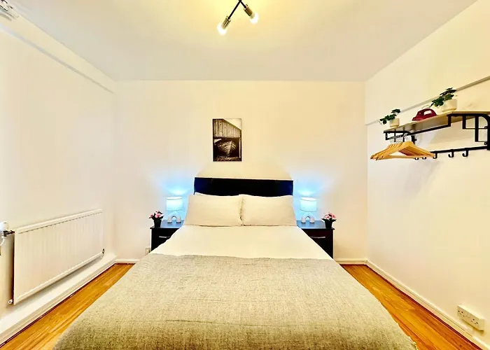 Paddington Two Bedroom Apartment