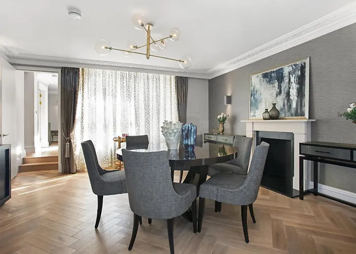 Luxurious Penthouse - Hyde Park- Air Con