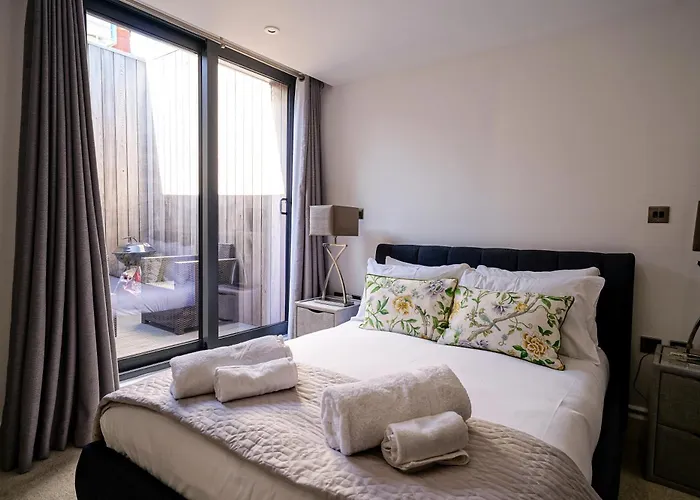 High Steet Kensington Penthouse