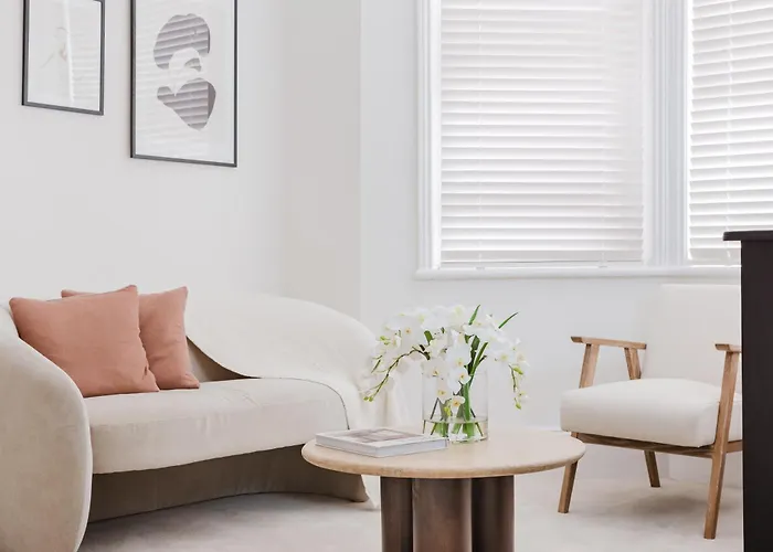Cosy Charming Apartment In Central London