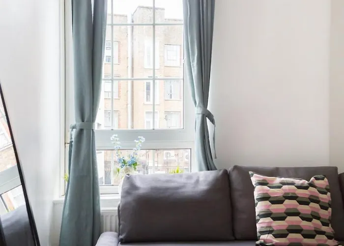 Shoreditch Rooms Near Tower Bridge