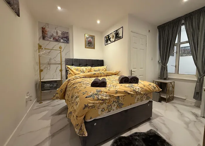 Luxury Studio In Victoria, 7 Minutes Walk To Victoria Station, Room 2