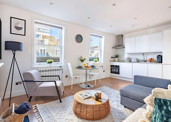 Bnbnova - Fitzrovia With Balcony Near Oxford Circus