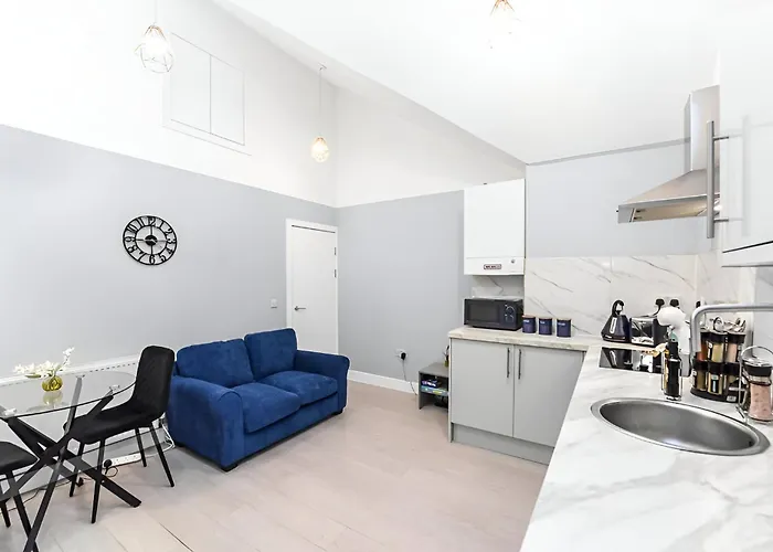 Delightful & Cozy 1-Bedroom Hideaway