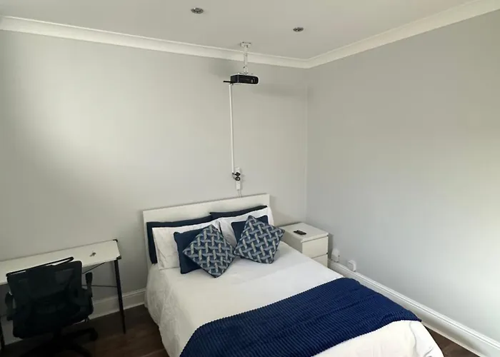 Liverpool Street Blue Bedroom
