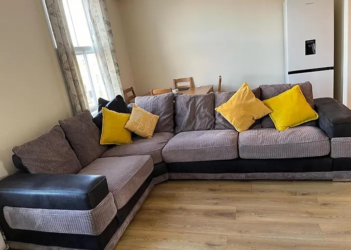Stylish And Cosy 1-Bed Flat