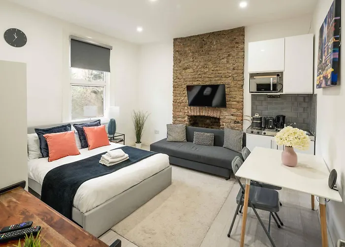 Stylish Flat For 2-4 By Kilburn & Hampstead Station