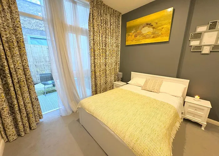 5 Bedroom 4 Bathroom 1 Reception House In Marylebone W1