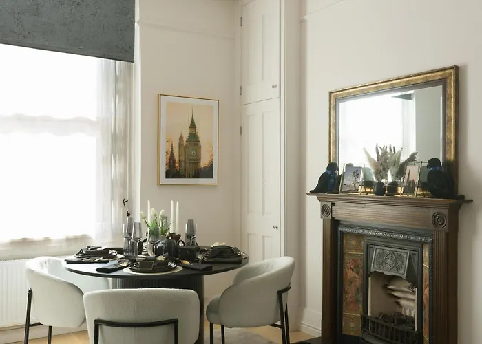22 Ravenson Kensington Exclusive Olympia Escape