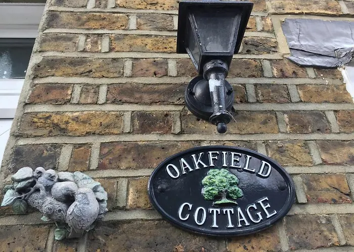 Oakfield Cottage