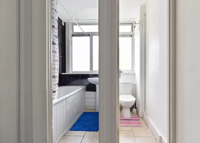 Tower Bridge Accommodations - 8