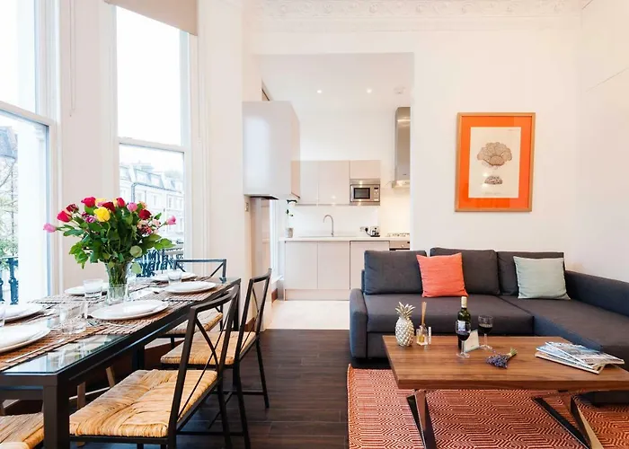 The Holland Road Residence
