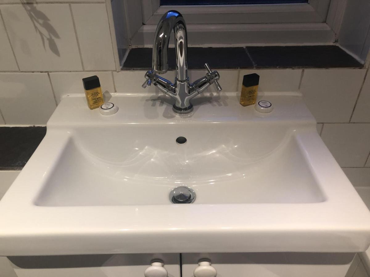 Marble Tooting High Street 3* Londen