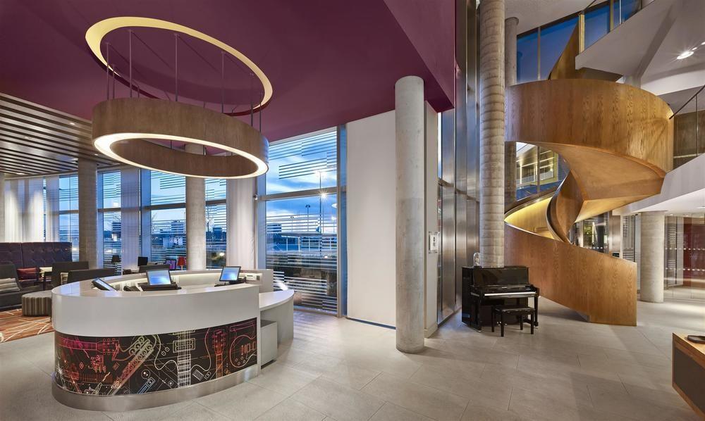 Aloft Excel Hotell