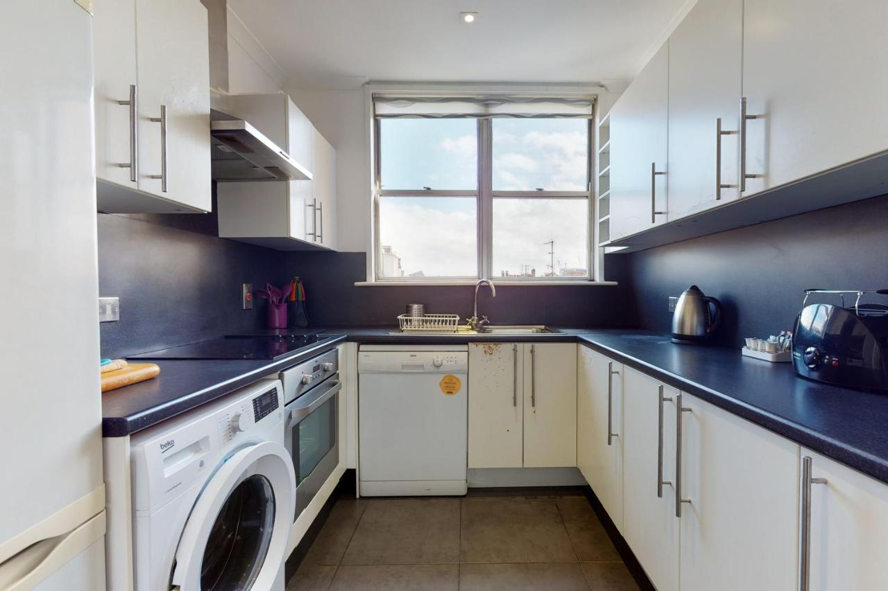 Hertford Court 3*