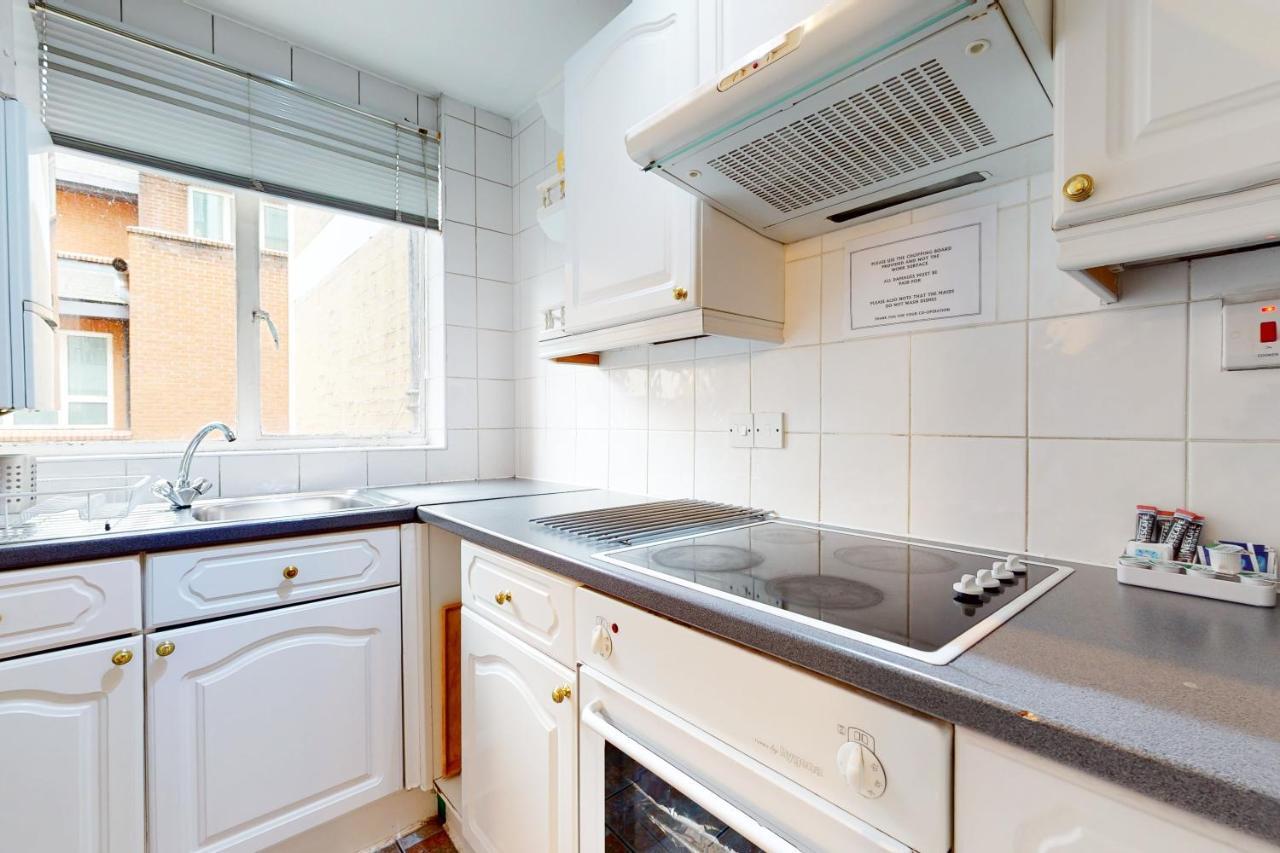 Hertford Court Aparthotel 3*