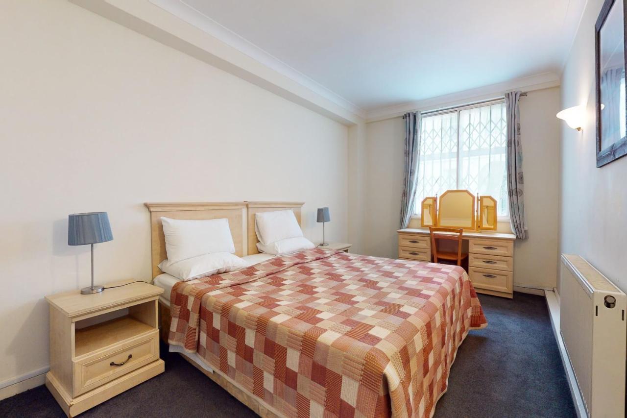 Aparthotel Hertford Court