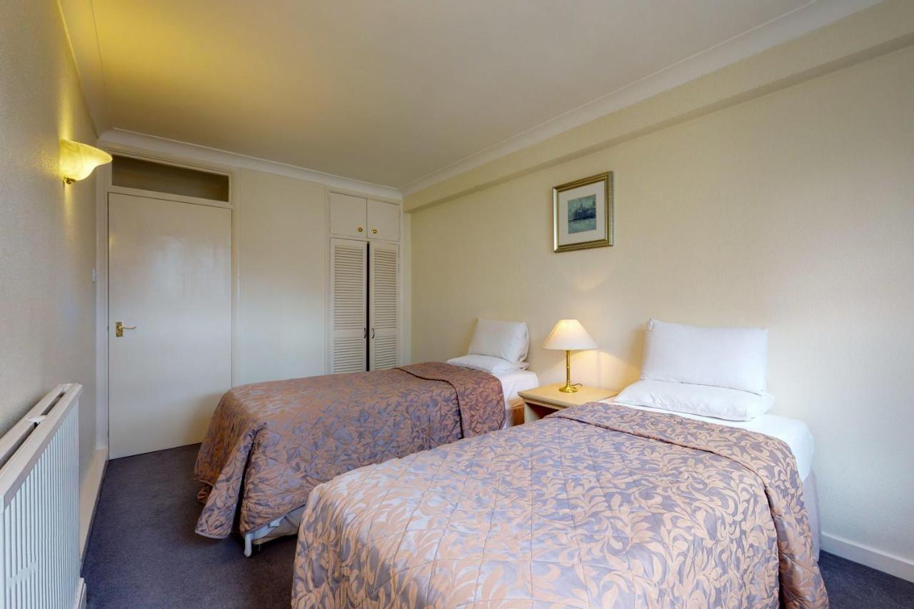 Aparthotel Hertford Court