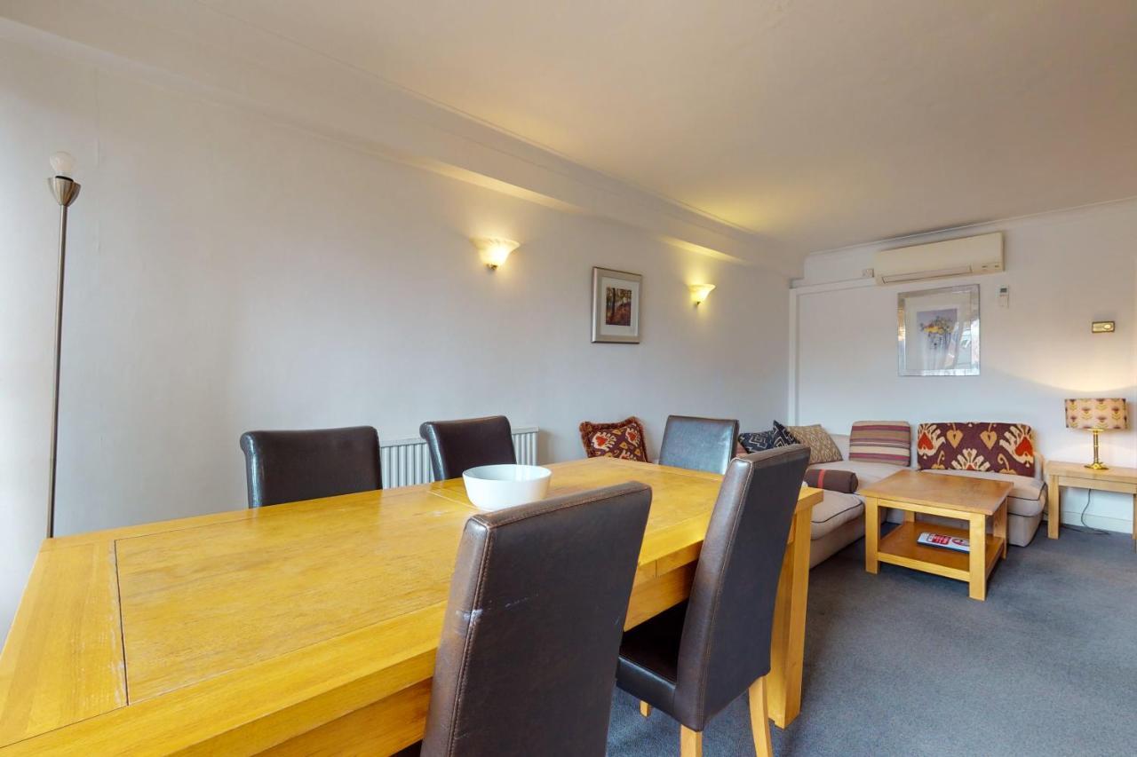 Hertford Court Aparthotel 3*
