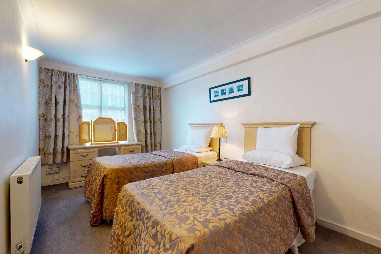 Hertford Court London