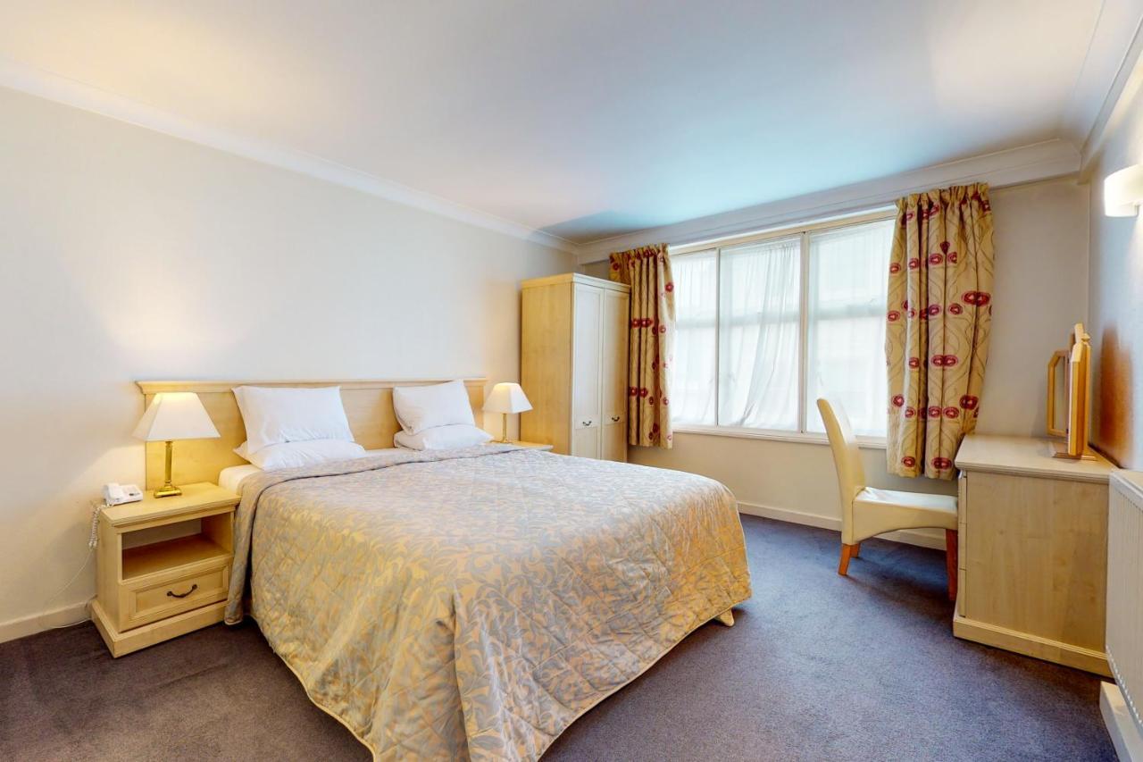 Hertford Court London