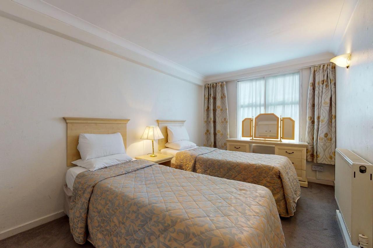 Hertford Court London