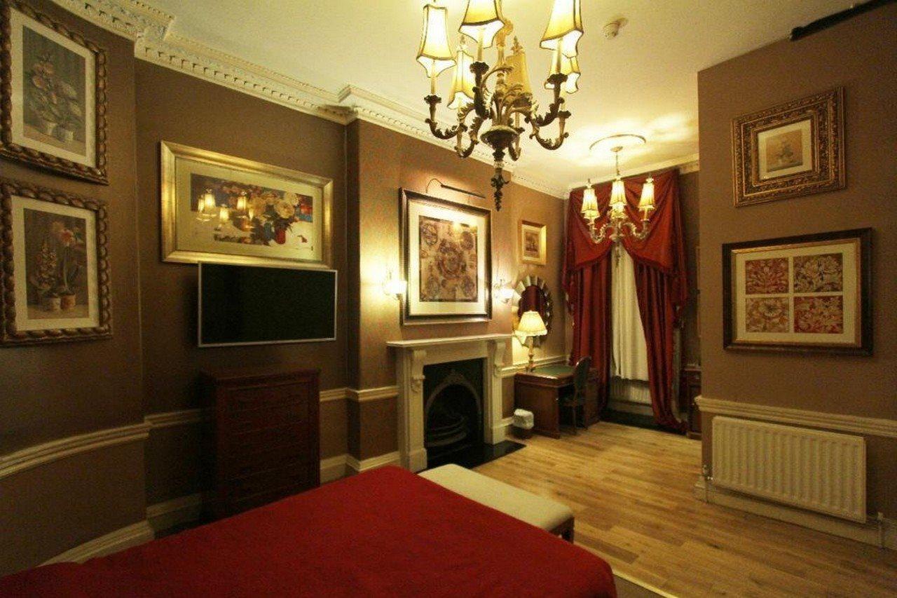 Opulence Boutique London