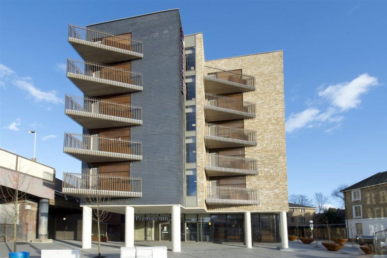Premier Inn London Lewisham Hotel 3*