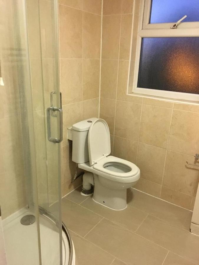 Galsworthy Avenue Guest house *