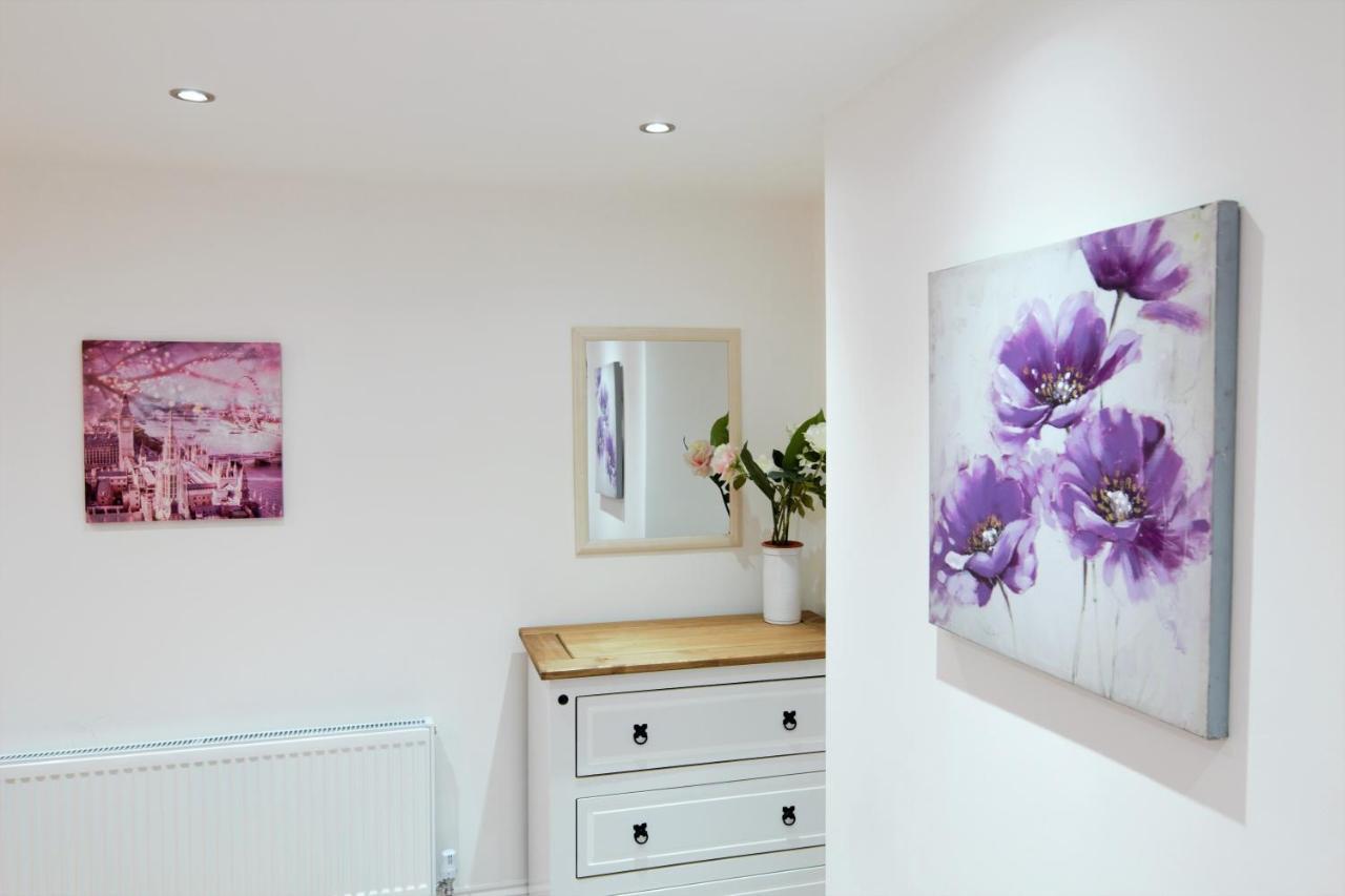 Apartamento Newly Refurbished 2 Bedroom In The Heart Of Greenwich