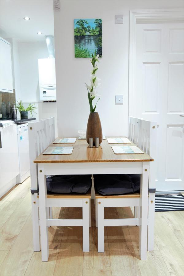Apartamento Newly Refurbished 2 Bedroom In The Heart Of Greenwich