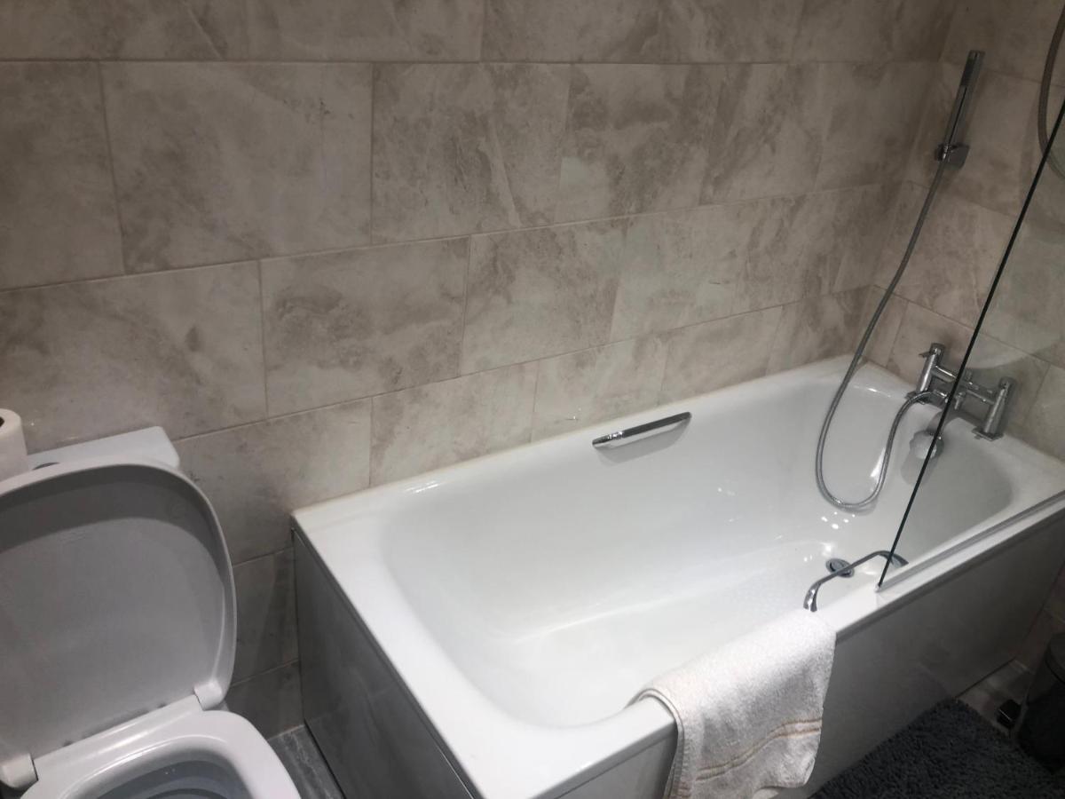 Newly Refurbished 2 Bedroom In The Heart Of Greenwich Apartamento Londres